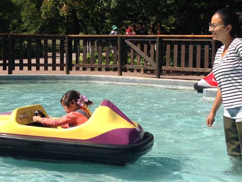 les bateaux pour les enfants à Lyon au parc